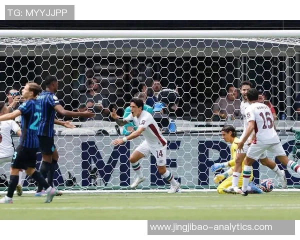 西甲精彩对决国米大胜里昂五球狂潮引发全场欢呼