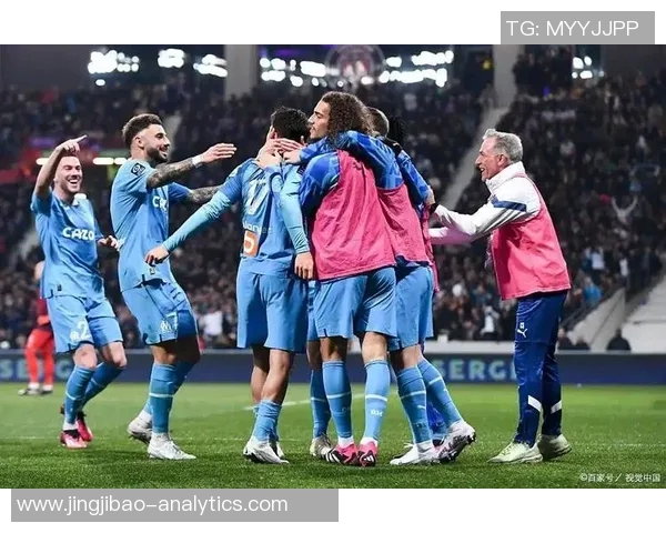 德甲惊天冷门那不勒斯狂胜多特蒙德五球引发全场震撼