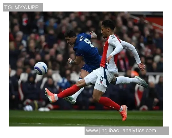 英超激战：里昂惊险逆转切尔西四比三十大精彩进球回顾