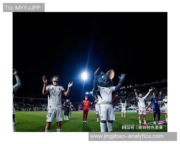 那不勒斯狂胜波尔图五球晋级国王杯引发全场沸腾瞬间回顾